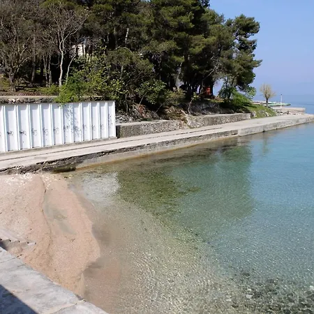 With A Parking Space Malinska, Krk - 19270 * 马林斯卡